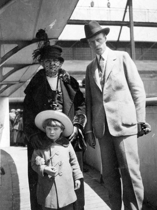 Sinclair Lewis, his mother-in-law, and son Wells leaving for Europe, May 17, 1921